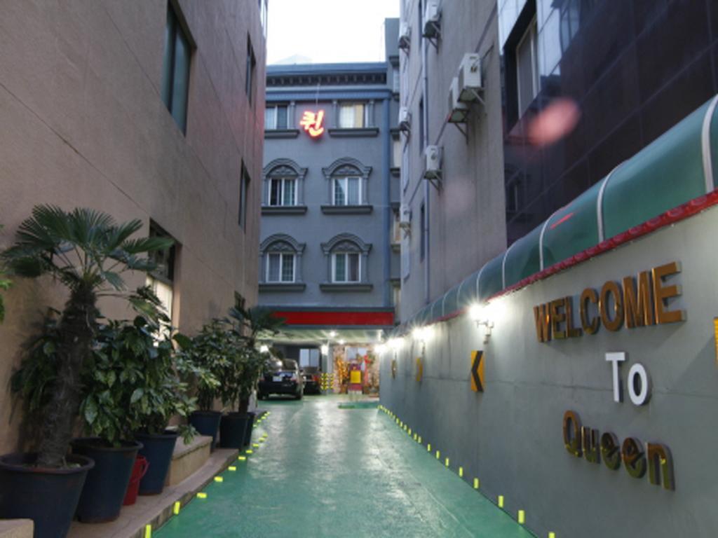 Hotel Queen Busan Bagian luar foto