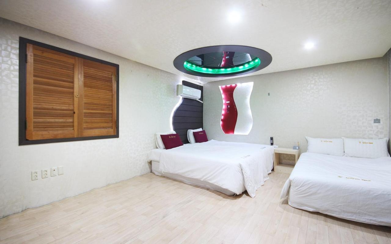 Hotel Queen Busan Bagian luar foto