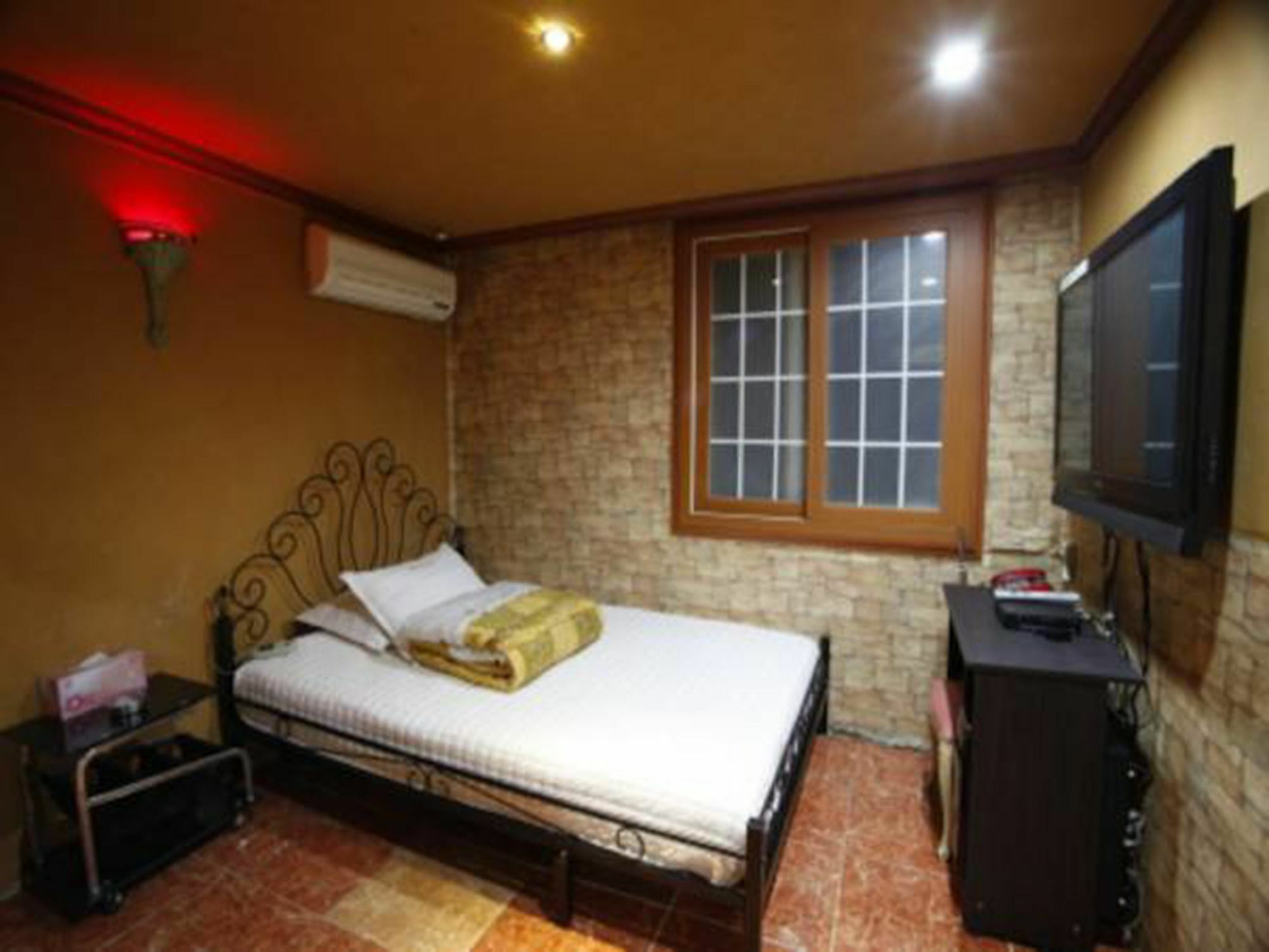 Hotel Queen Busan Bagian luar foto